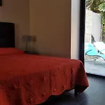 Locations Au Centre-ville De Porto-vecchio, Jardin, Terrasse, Parking Prive