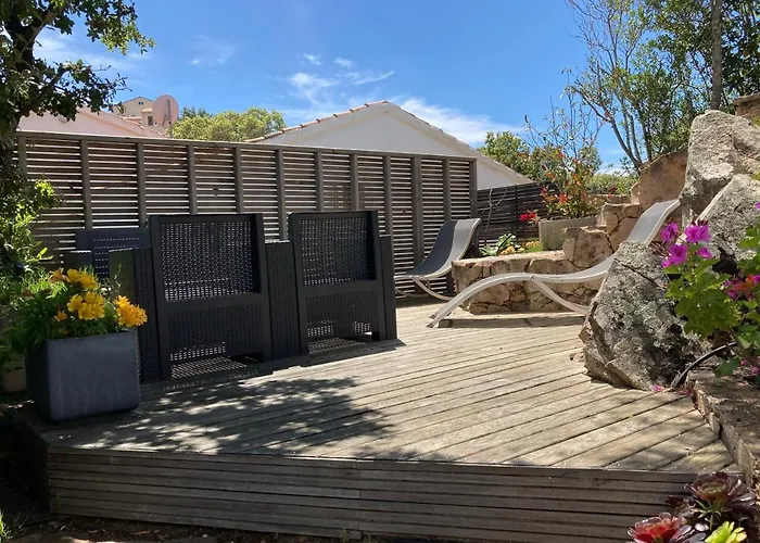 Locations Au Centre-ville De Porto-vecchio, Jardin, Terrasse, Parking Prive 別荘 ポルトヴェッキオ